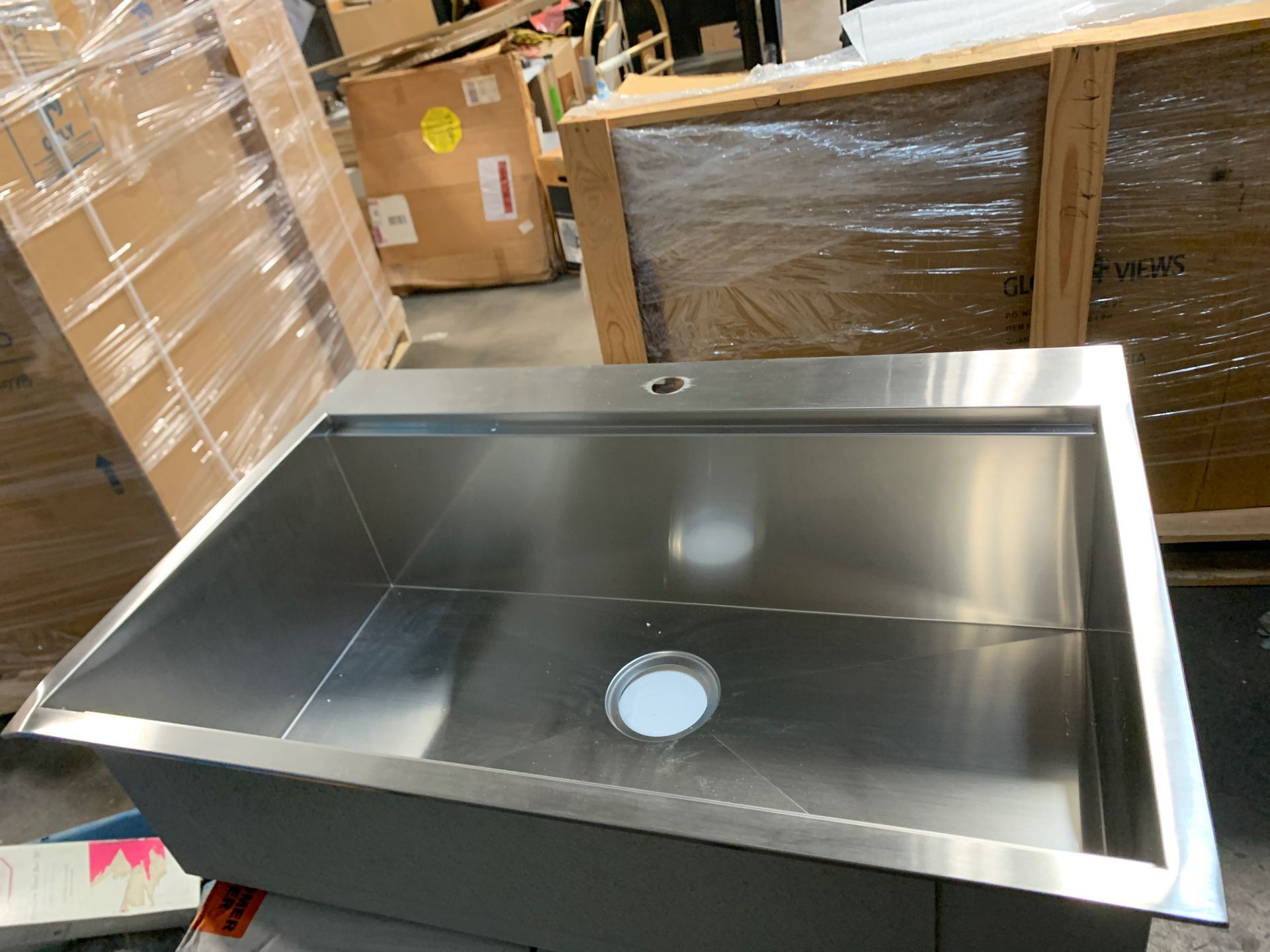 Undercounter kitchen stainless steel kitchen sink