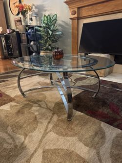 Coffee table + End Tables