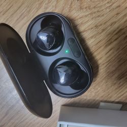 Samsung - Geek Squad Certified  Galaxy Buds+ True Wireless In-Ear Headphones - Cosmic Black Model:GSRF-SM-R175NZKAXAR. These are pretty new. Bestbuy c