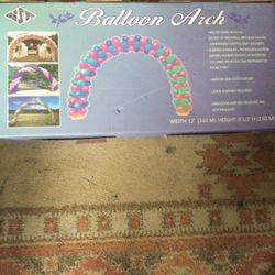 Balloon Arch/ New
