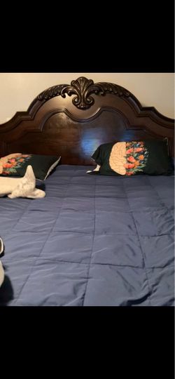 Dark wood king size bed frame
