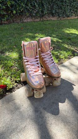 Impala Marawa Quad Roller Skates, Holographic, Size 8 Rose Gold