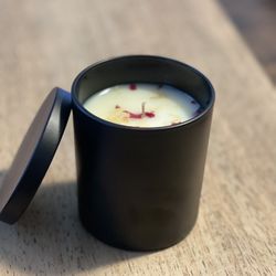 Lex’s Candle Corner 