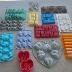 Silicone Crayon Molds