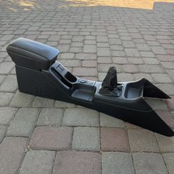 02-04 Subaru WRX STi center console cup holders extended arm rest 