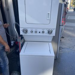 Estaca Eléctrica De 24” Kenmore 