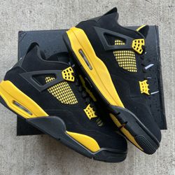 Jordan 4 Yellow Thunders + GOAT Receipt