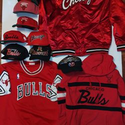 Chicago Bulls Mitchell Ness Jacket Jersey And Hoodie 