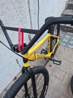 26 inch Throne bike Yellow Jacket