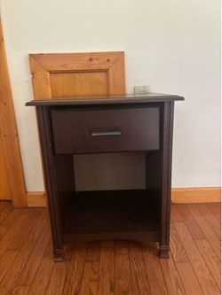 Side table/ end table