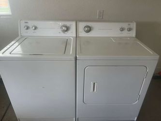 Whirlpool washer and electric dryer set