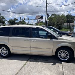 2013 Dodge Grand Caravan