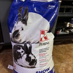 Purina Show Rabbit Feed