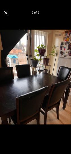 Beautiful Dining room table