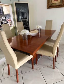 Dining set