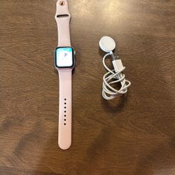 Apple Watch Series 6 GPS + Cellular 40mm