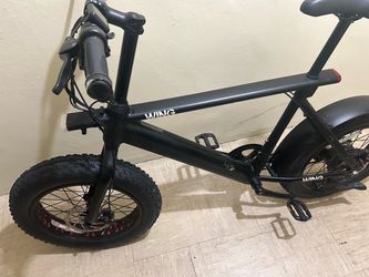 WING e-bike works great just lost the key so NO KEY