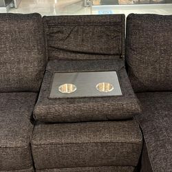 Monterey2-Piece Reclining Sectional With Right Chaise
Homelegance$10 Down Payment And Financing Available