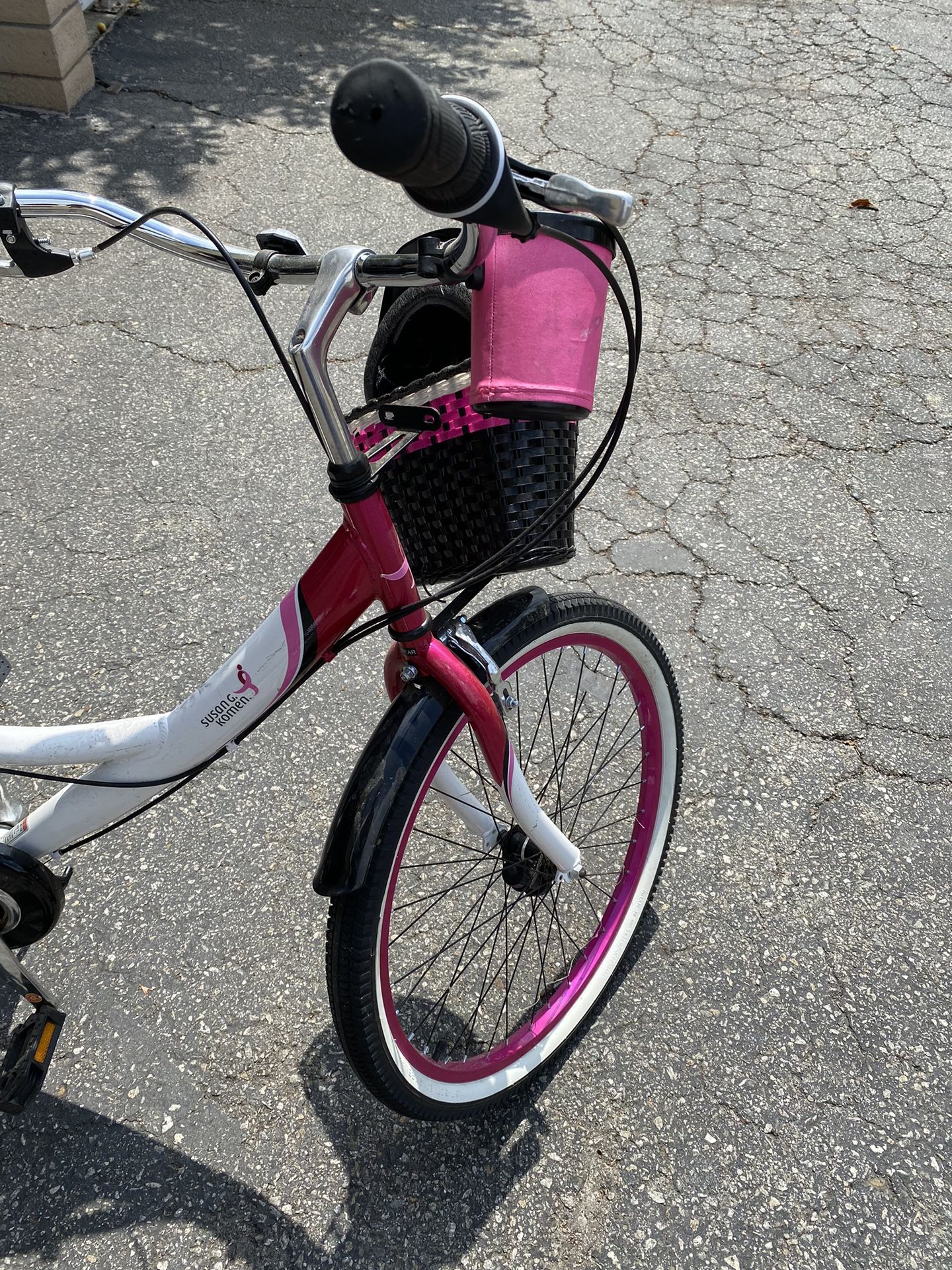 Road Susan G Komen Bicycle Susan G Komen 26 Women's Cruiser Bike