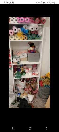 Wreath items