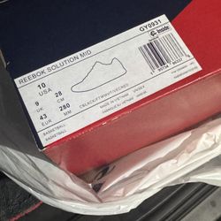 Reebok Solution Mid Black And White 10 Iverson Edition 