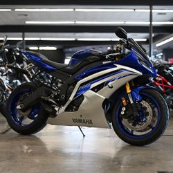 2016 YAMAHA R6