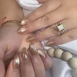 Poligel/Apres/Eye Cat Nails