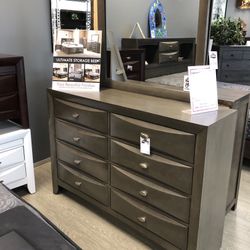 Grey Wood 8 Drawer Dresser - Emily USB