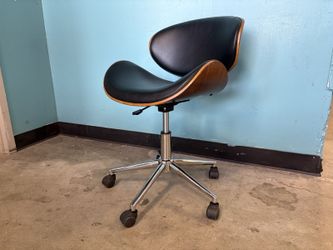 ARMEN LIVING Daphne Modern Office Chair with Bent Wood Accents