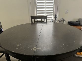 Expandable Dining Table