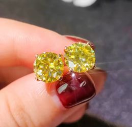 3ct each side lemon yellow Moissanite earring s925 sterling silver