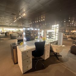 White 2PC Vanity Set