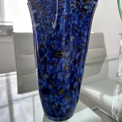 "Jozefina" Ruffle or Handkerchief Vase / Multi Color Pattern / Krosno Poland /Circa 1980's