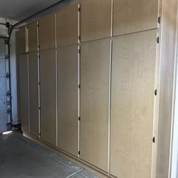 Free Garage Cabinets (shelves)  ❗️pending to pick it up ❗️