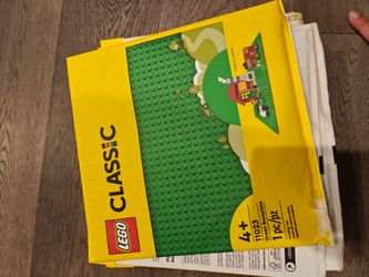 LEGO Classic Green Baseplate 11023