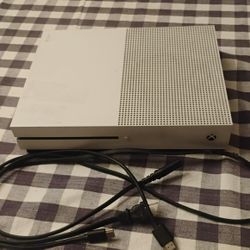 Xbox One S (Xbox 360 Compatible)