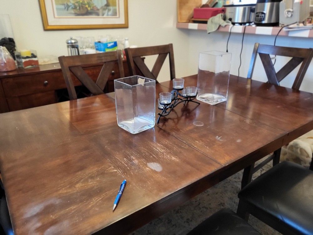 Dining Room Table, Chairs Sideboard/buffet