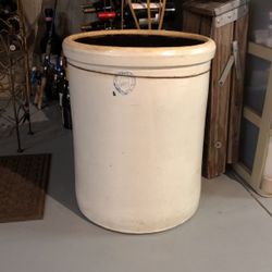 15 Gallon Crock With A Few Scratches One Near The Fifteen And One In The Back  