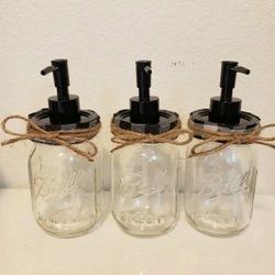 Bathroom mason jar decor