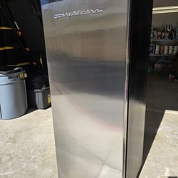 Frigidaire Freezer 