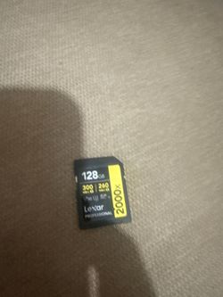 Lexar Professional 2000x (2) 128GB SDXC UHS-II V90 Memory Card (300 MB/s)