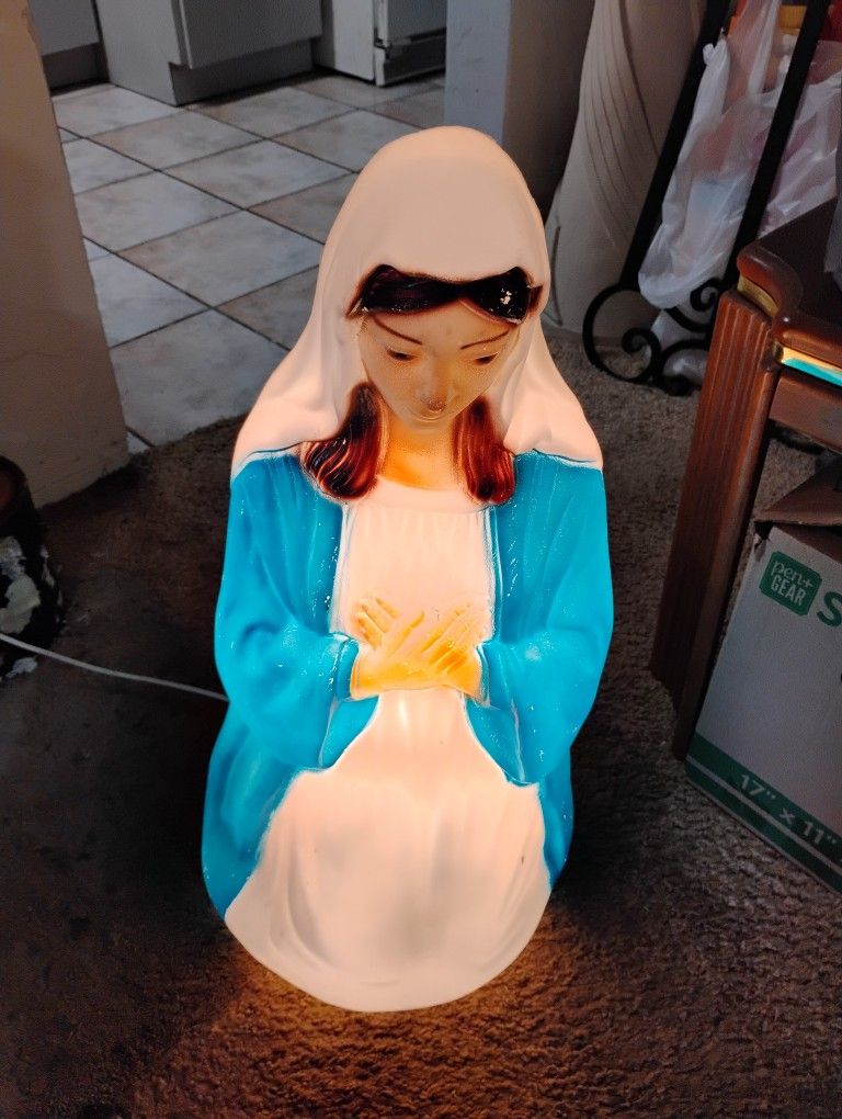 Vintage 1980's Empire Blow Mold Christmas Nativity Mary 27" Figure Works