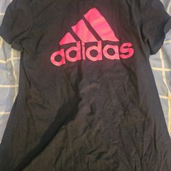 🎀(3) ADIDAS Go-To Tee"👚 or the "Badge of Sport Tee". 👚Size Medium-$20/ea.🎀