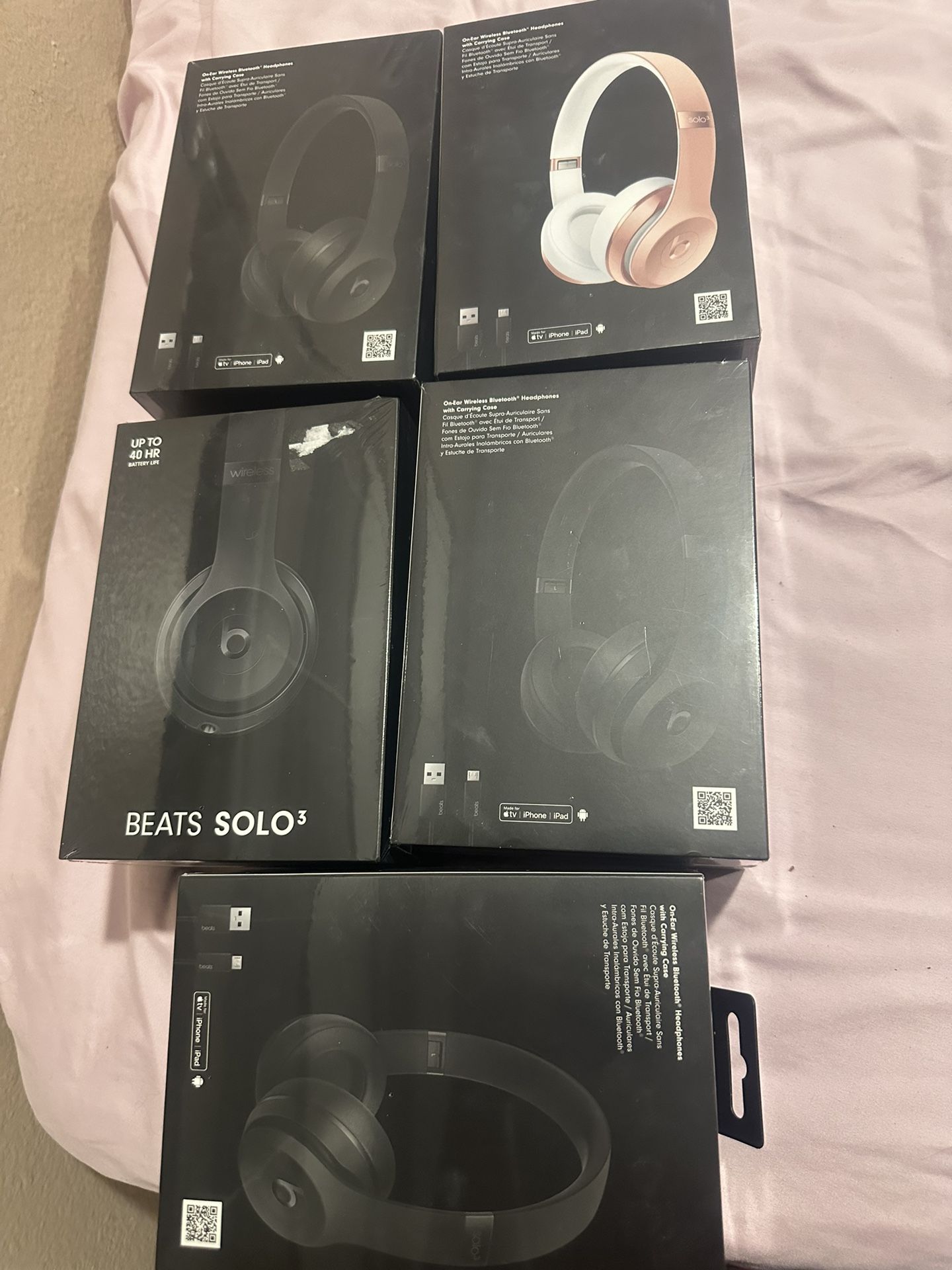BEATS SOLO *3-brand new GREAT FOR GRADUATION GIFT