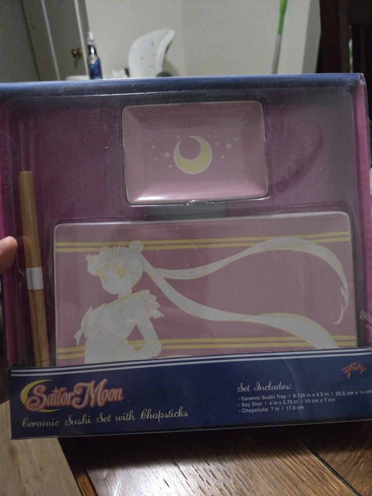 Sailor Moon Sushi Set With Chopsticks
