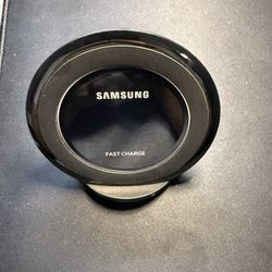 Samsung Fast Wireless Charging Stand (EP-NG930)