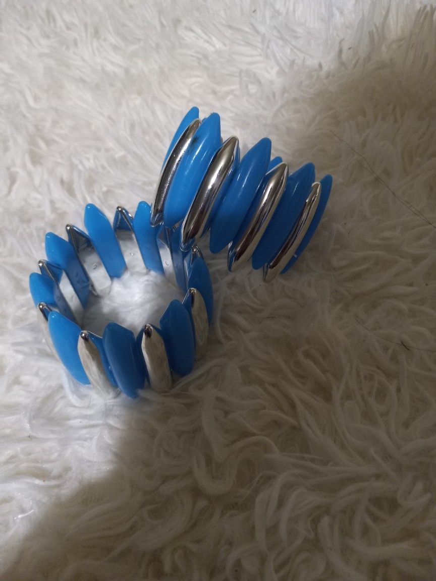 Women Stretchable Bracelets 