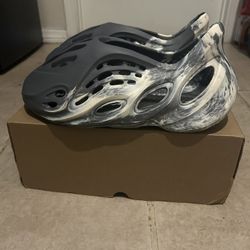 Yeezy Foam Runners Size 12 Men’s 