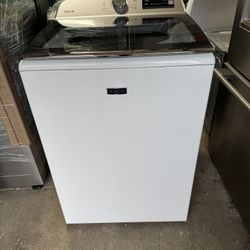Maytag Washer 4.8 Cubic Feet Like New One Receipt For 90 Days Warranty 