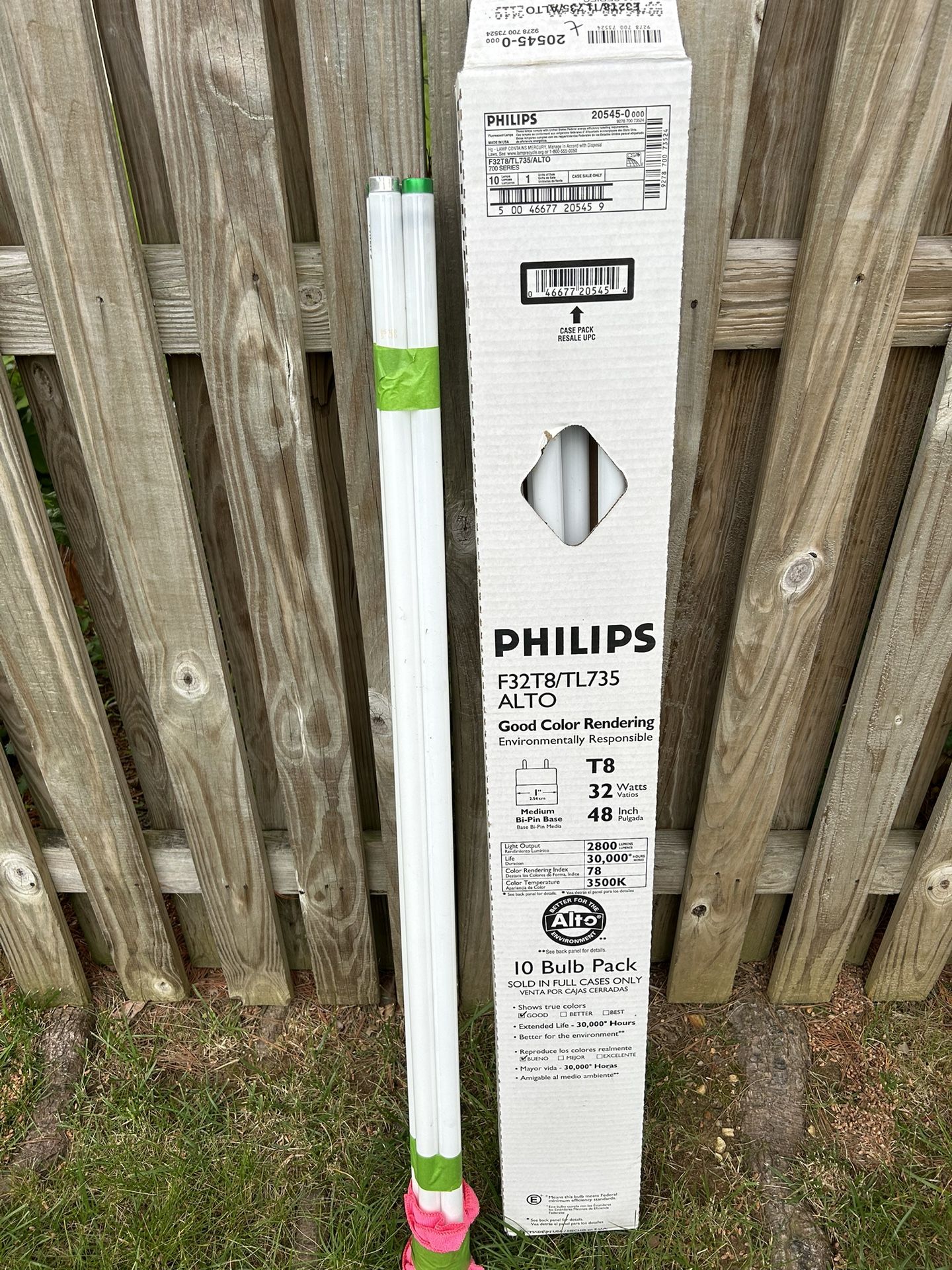 Philips F32T8/72735 Alto Light Bulb
